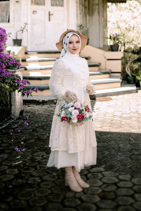 Mila-Zilhamdi-19-TheLove.id_