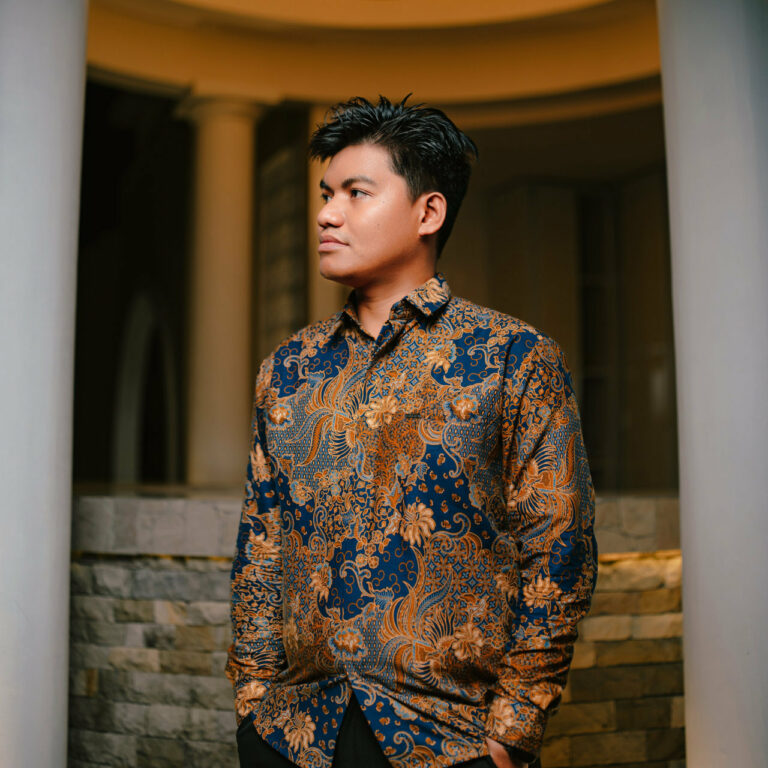 PROFILE (1) logiq.id