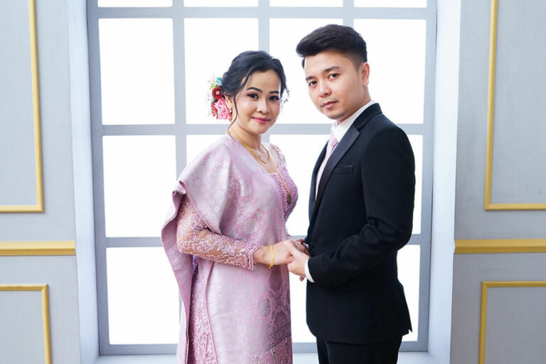akad (2) Riwu & Yunita