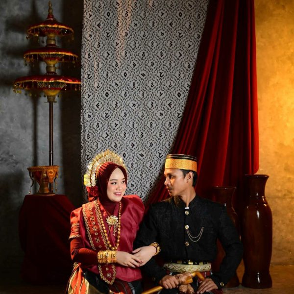 Arman & Ila (12) logiq.id