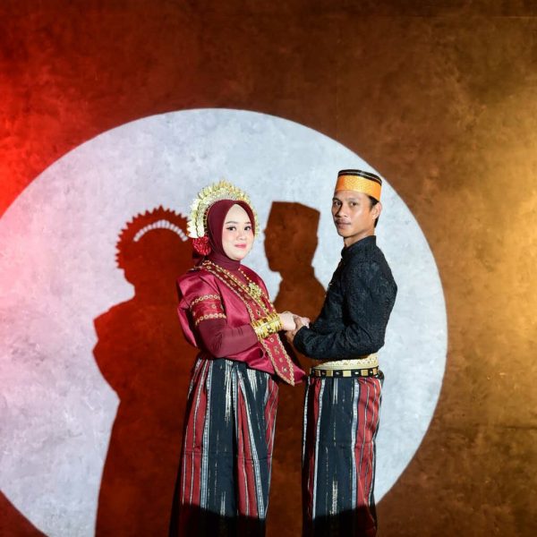 Arman & Ila (14) logiq.id