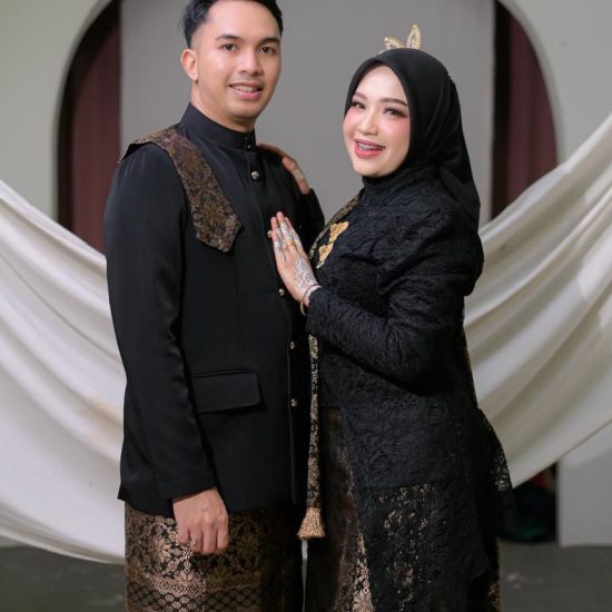 cover Aulia & Mahya
