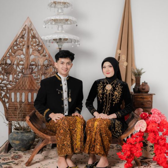 g (1) Hendri & Lina