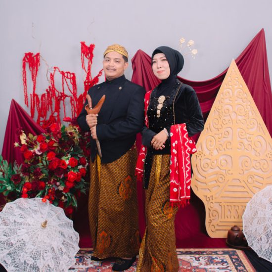 g (10) Marisah & Wahyu