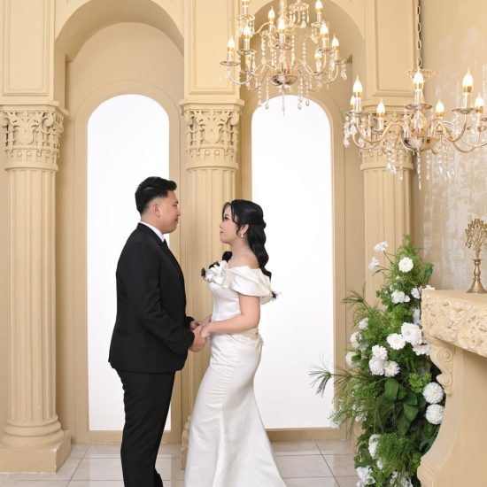 g (13) Jonathan & Christy