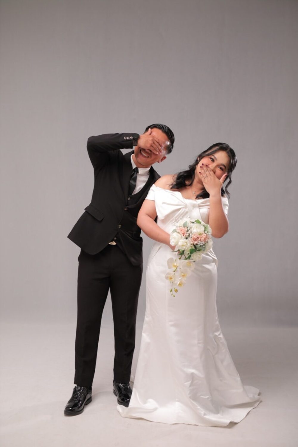 g (2) Indra & Mayola
