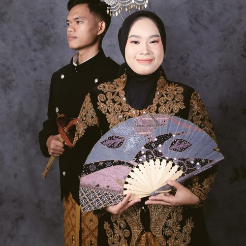 g Ratih & Ilham