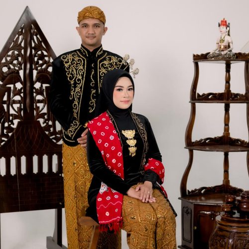 opening (1) Shania & Dedi