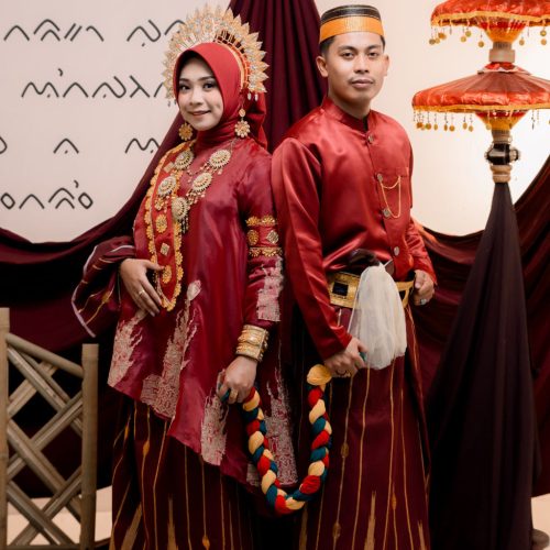 opening (3) Riski & Darwis